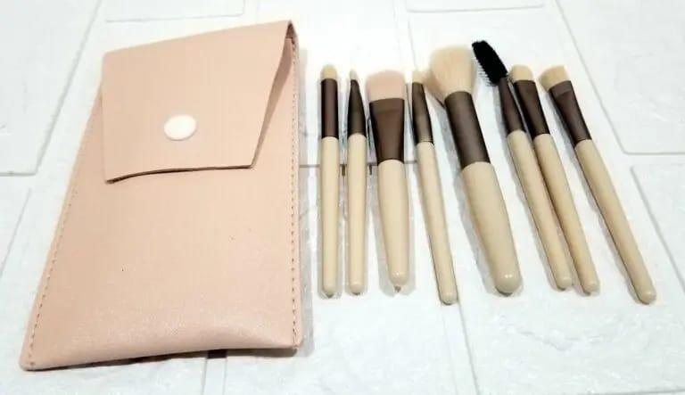 Luxe Soft-Touch Makeup Brush Set (8 Pcs) – Rose Gold Vegan Brushes with Travel Pouch