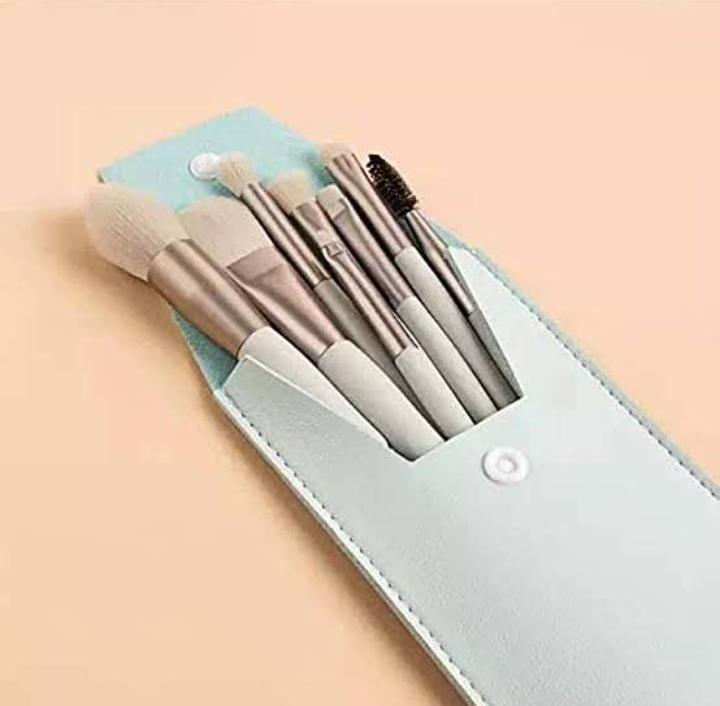 Luxe Soft-Touch Makeup Brush Set (8 Pcs) – Rose Gold Vegan Brushes with Travel Pouch